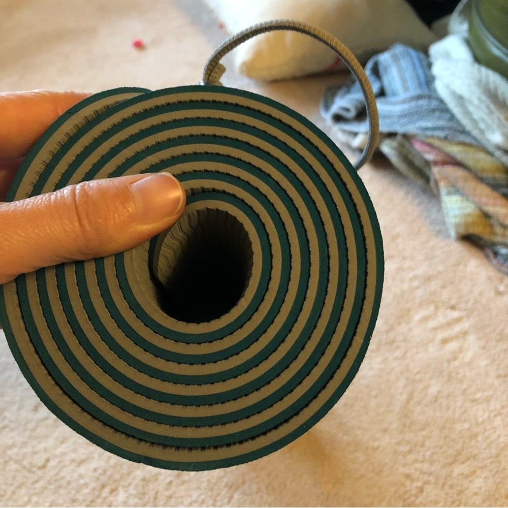Gaiam Performance Yoga Mat Reversible - Picture 4 of 4